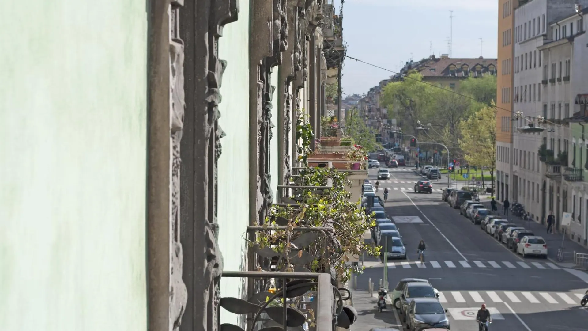 Apartament Splendido Quadrilocale Liberty In Porta Venezia Mediolan