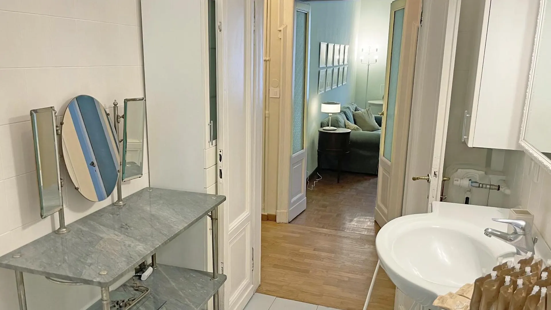 Apartament Splendido Quadrilocale Liberty In Porta Venezia Mediolan